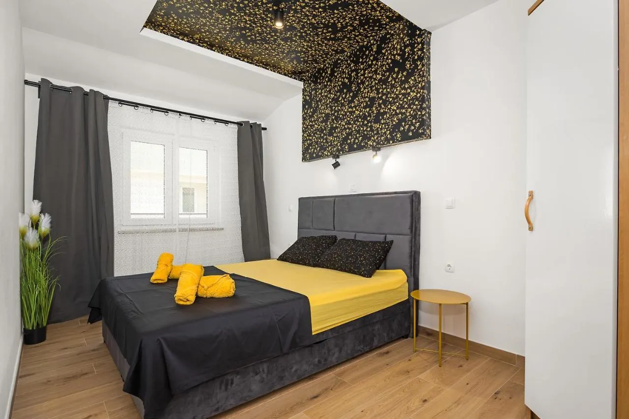 Luxury Apartments Lotus&Lovor PUY