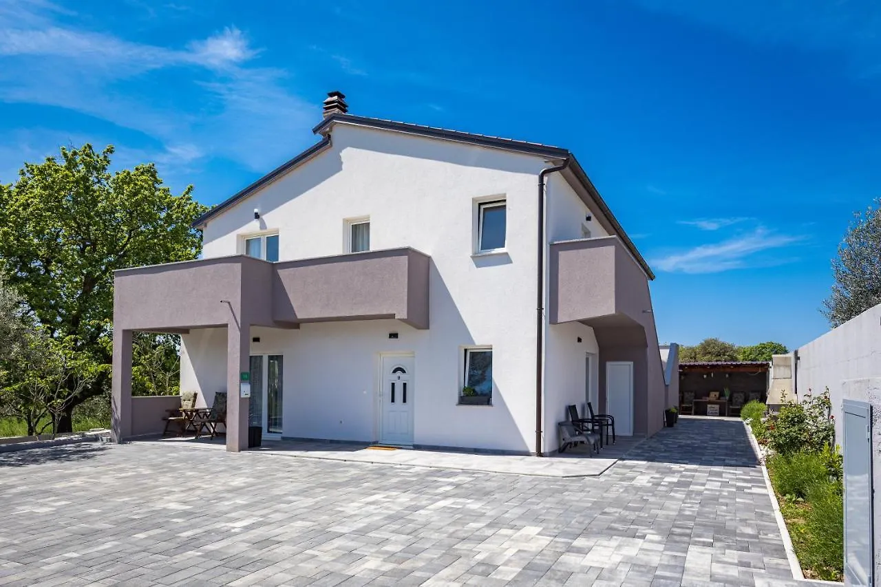 Luxury Apartments Lotus&Lovor Pula